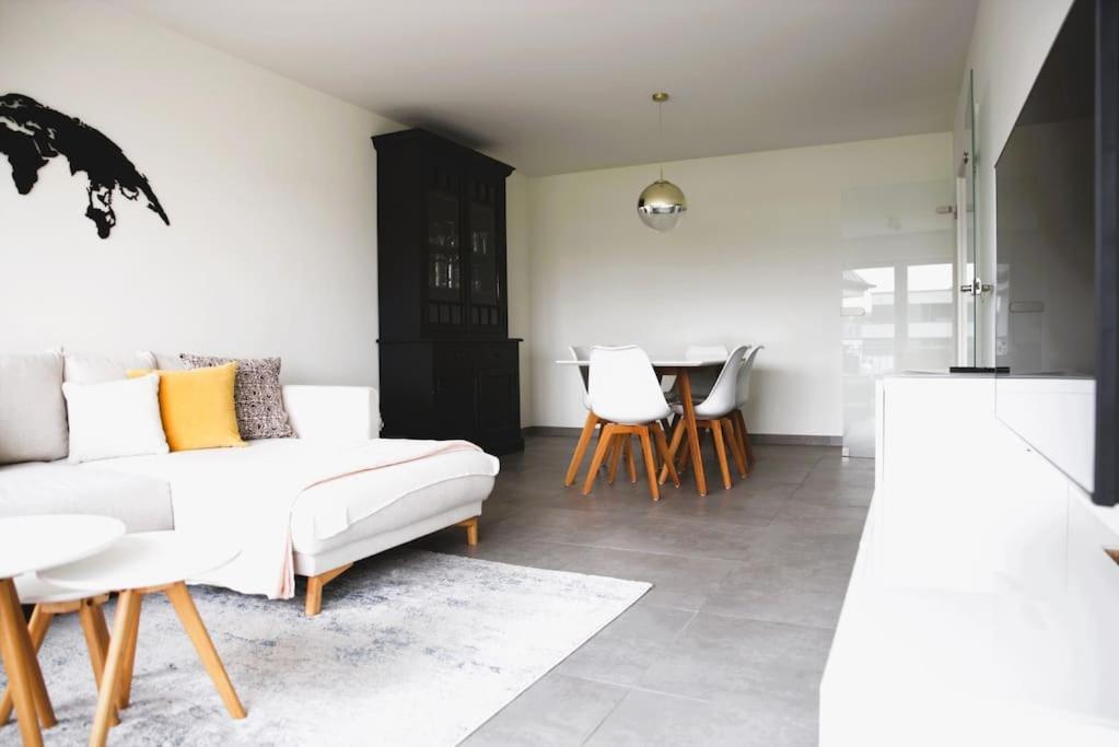 Charming Modern 2 Bedroom Apartment Alzingen Eksteriør bilde